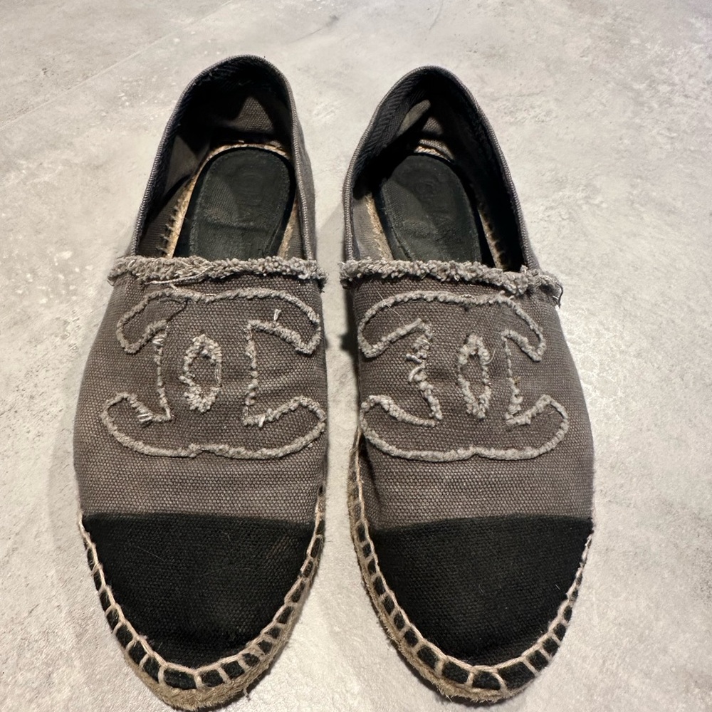 Chanel Espadrilles - Picture 2 of 9
